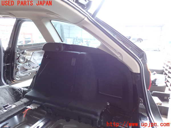 2UPJ-9230997675]BMW 320d ツーリング(8C20)右リアピラートリム 中古 (F31)_2