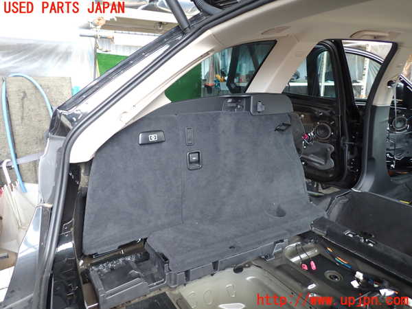 2UPJ-9230997680]BMW 320d ツーリング(8C20)左リアピラートリム 中古 (F31)_2