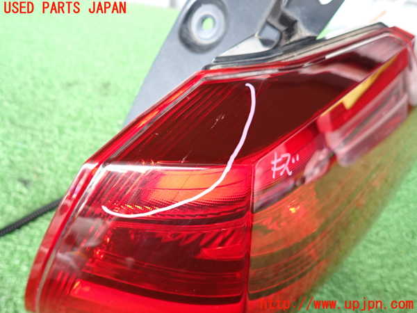 2UPJ-9231001530]エクストレイル(NT32)右テールランプ 中古_2