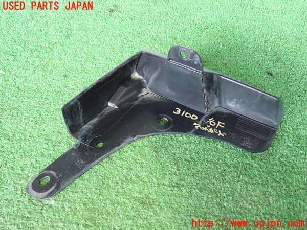 2UPJ-9231001450]エクストレイル(NT32)右フロントマッドガード(泥除け) 中古_2