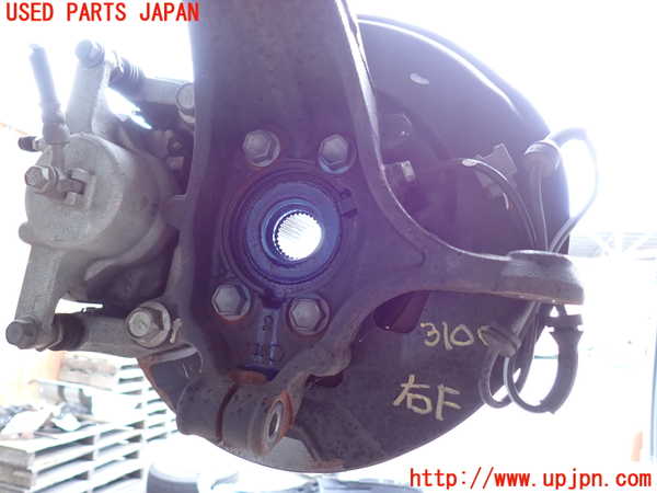 2UPJ-9231004290]エクストレイル(NT32)右フロントナックルハブ 中古_2