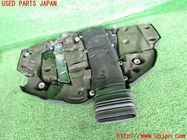 2UPJ-9231012160]マセラティ・ギブリ(MG30D)エンジンアッパーカバー 中古_3
