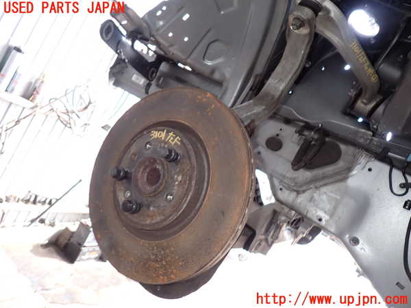 2UPJ-9231014295]マセラティ・ギブリ(MG30D)左フロントナックルハブ 中古_2