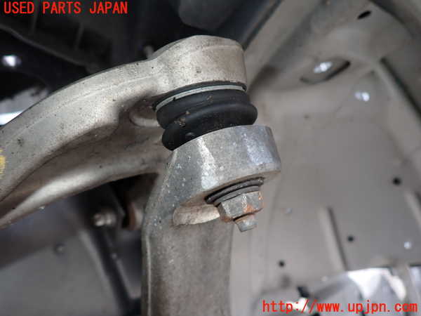 2UPJ-9231015126]マセラティ・ギブリ(MG30D)右フロントアッパーアーム1 中古_2