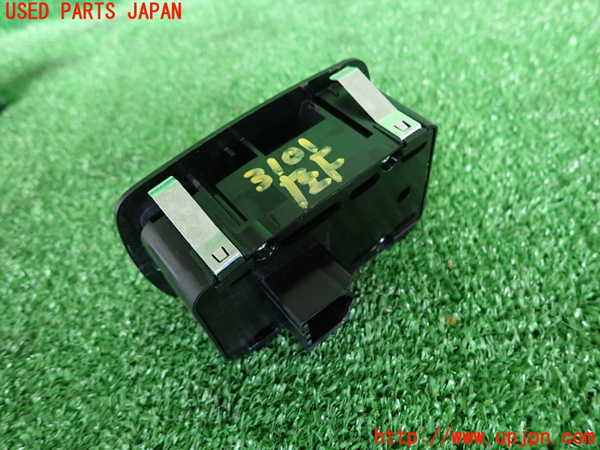 2UPJ-9231016245]マセラティ・ギブリ(MG30D)左前パワーウィンドウスイッチ 中古_2