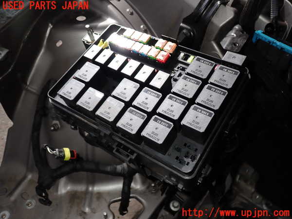 2UPJ-9231016741]マセラティ・ギブリ(MG30D)ヒューズボックス1 中古_2