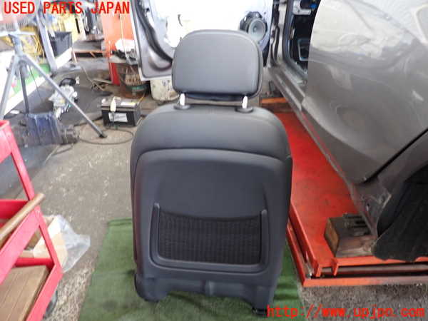 2UPJ-9231017065]マセラティ・ギブリ(MG30D)助手席シート 中古_4