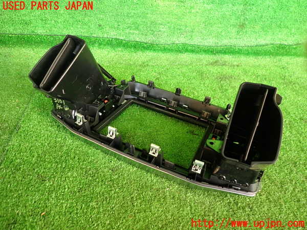 2UPJ-9231017526]マセラティ・ギブリ(MG30D)エアコン吹き出し口1 真中 中古_4