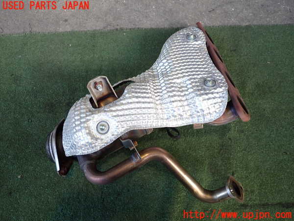 2UPJ-9231022041]プリウスPHV(ZVW52)エキマニ1 中古_3