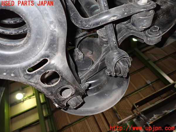 2UPJ-9231024305]プリウスPHV(ZVW52)左リアナックルハブ 中古_2