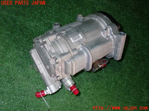 2UPJ-9231026025]プリウスPHV(ZVW52)エアコンコンプレッサー 中古_3