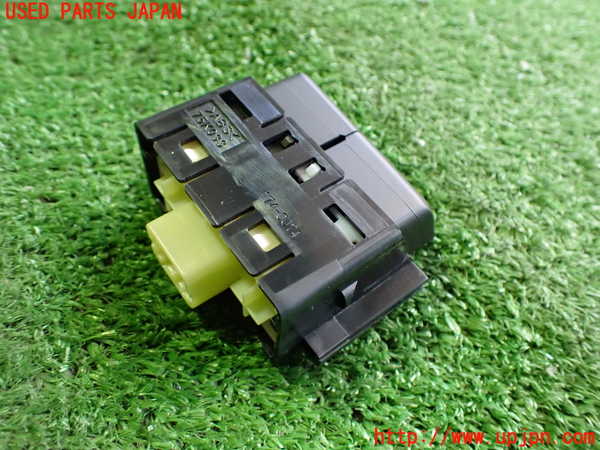 2UPJ-9231026307]プリウスPHV(ZVW52)スイッチ2 (タイマー充電) 中古_3