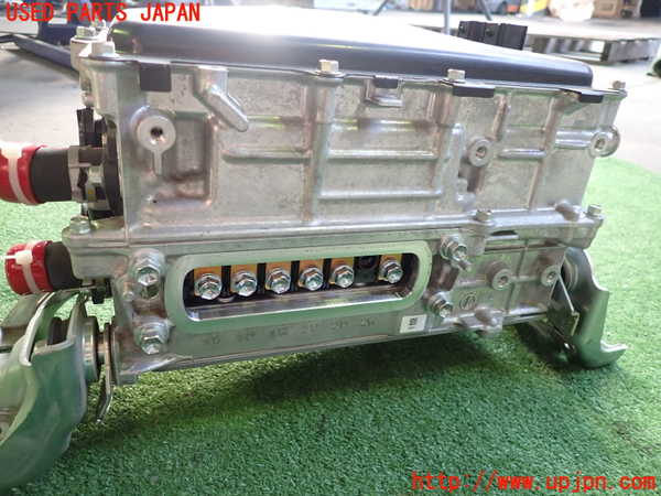 2UPJ-9231026916]プリウスPHV(ZVW52)インバーターコンバーター 中古_2