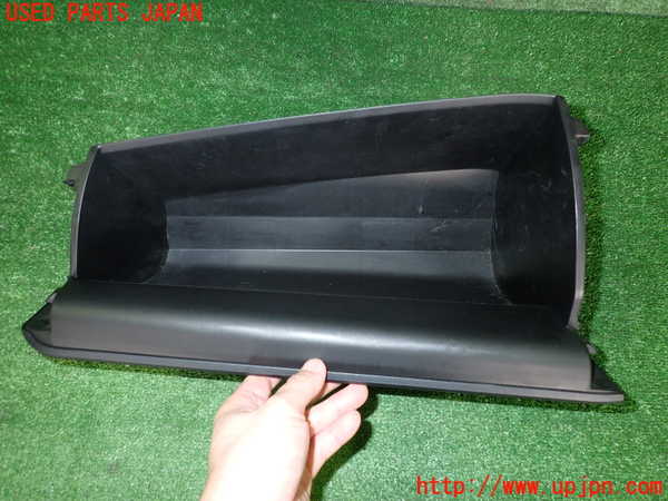 2UPJ-9231027516]プリウスPHV(ZVW52)グローブボックス1 中古_4