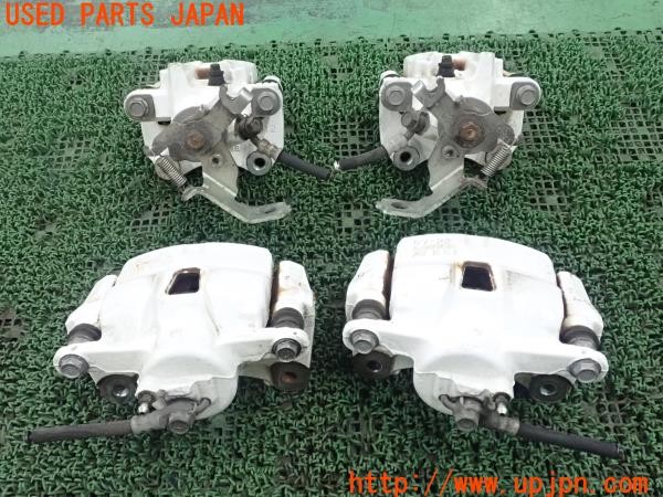 3UPJ=9231030301]プリウスPHV S GRスポーツ(ZVW52)純正 ADVICS TOKICO キャリパー 中古_2