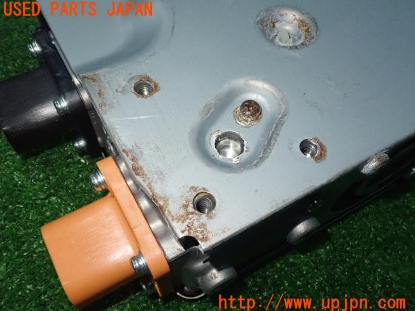 3UPJ=9231030580]プリウスPHV S GRスポーツ(ZVW52)純正 5346112 ボルテージインバーター 中古_4