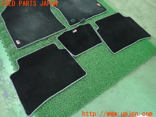 3UPJ=9231030629]プリウスPHV S GRスポーツ(ZVW52)純正 フロアマット 5枚セット 中古_3