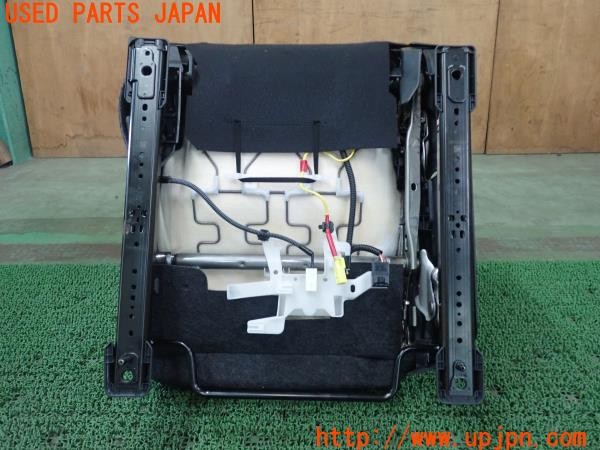 3UPJ=9231030639]プリウスPHV S GRスポーツ(ZVW52)純正 運転席 シート 中古_3