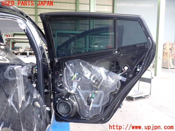 2UPJ-9231031290]プリウスPHV(ZVW52)右後ドア (43R-007953) 中古_4