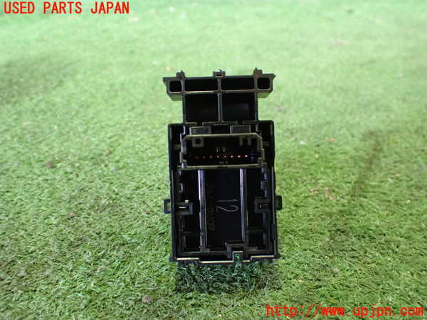 2UPJ-9231036245]プリウスPHV(ZVW52)左前パワーウィンドウスイッチ 中古_2