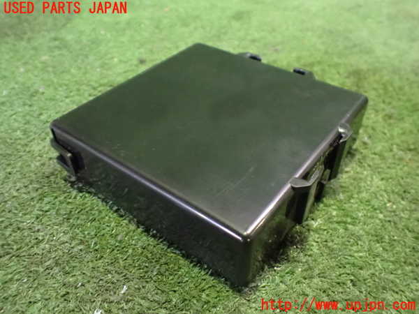 2UPJ-9231036147]プリウスPHV(ZVW52)コンピューター2 中古_2