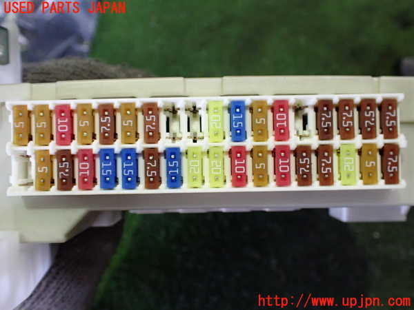 2UPJ-9231036741]プリウスPHV(ZVW52)ヒューズボックス1 中古_4