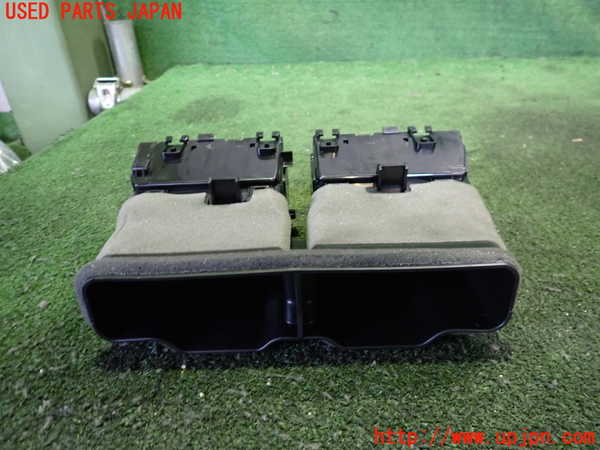 2UPJ-9231037526]プリウスPHV(ZVW52)エアコン吹き出し口1 (真中) 中古_2