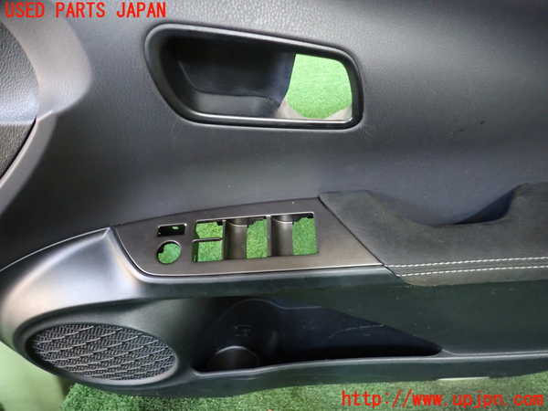 2UPJ-9231031234]プリウスPHV(ZVW52)右前ドア内張り 中古_2