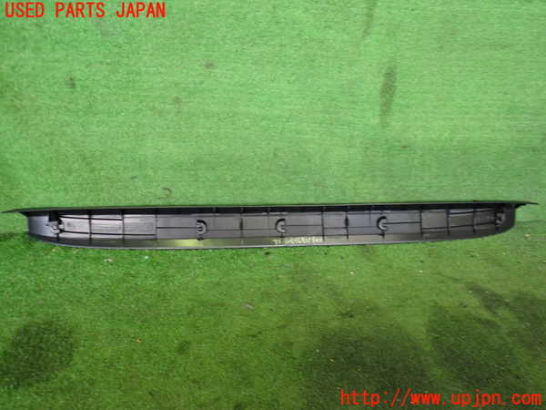 2UPJ-9231031578]プリウスPHV(ZVW52)バックドア内張り 中古_2