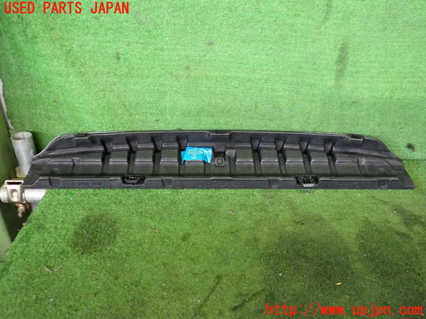 2UPJ-9231037772]プリウスPHV(ZVW52)ラゲッジトレイ2 中古_2
