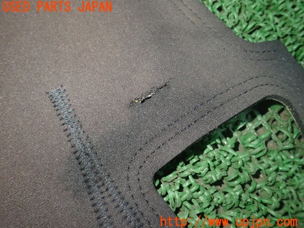 3UPJ=9231050640]シビック タイプR(EP3)社外 ダッシュボードマット ダッシュボードカバー ダッシュマット 中古_2