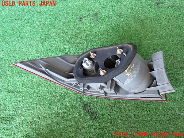 2UPJ-9231061530]アコード ユーロR(CL7)右テールランプ 中古_4