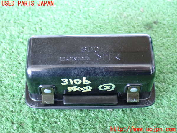 2UPJ-9231067822]アコード ユーロR(CL7)灰皿2 中古_3