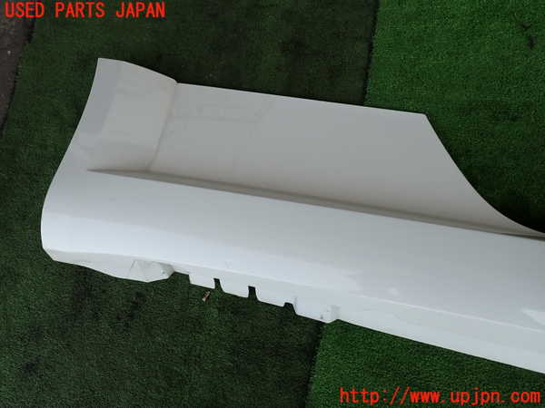 2UPJ-9231071390]アウディ・TT クーペ(FVCJS)右サイドステップ 中古_4