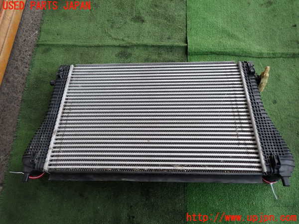 2UPJ-9231072451]アウディ・TT クーペ(FVCJS)インタークーラー1 中古_2