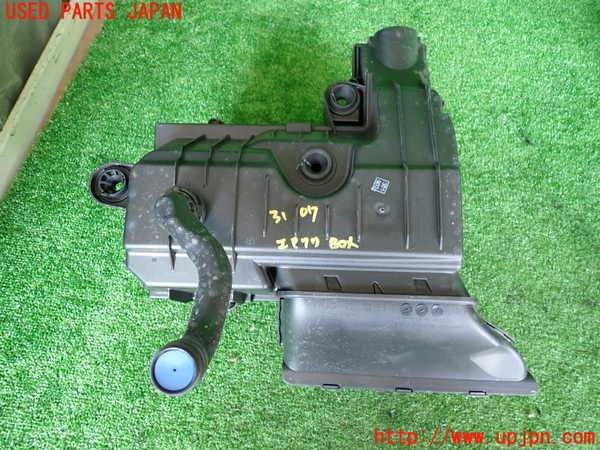 2UPJ-9231072560]アウディ・TT クーペ(FVCJS)エアクリーナーボックス 中古_2