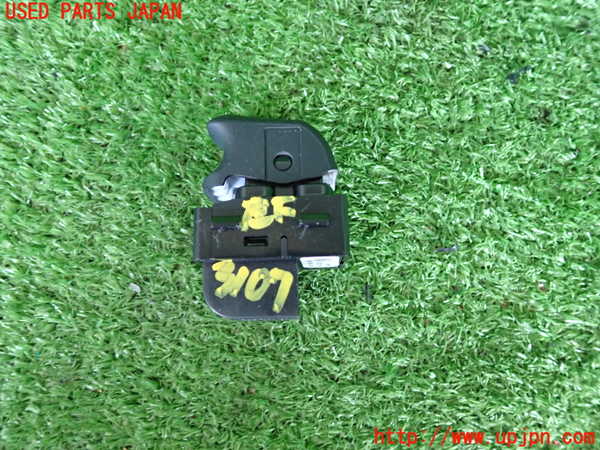 2UPJ-9231076245]アウディ・TT クーペ(FVCJS)左前パワーウィンドウスイッチ 中古_2