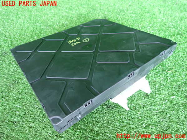 2UPJ-9231076146]アウディ・TT クーペ(FVCJS)コンピューター1 中古_2