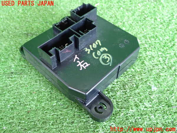 2UPJ-9231076148]アウディ・TT クーペ(FVCJS)コンピューター3 中古_2