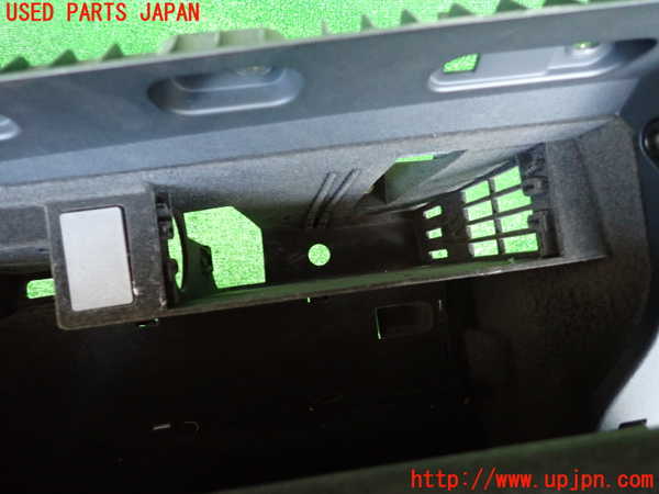 2UPJ-9231077516]アウディ・TT クーペ(FVCJS)グローブボックス1 中古_5