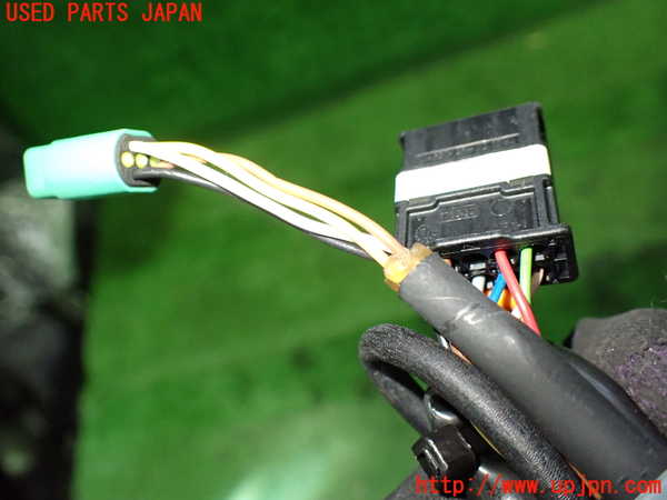 1UPJ-9231081212]プジョー・RIFTER(リフター) 左ドアミラー 中古_4