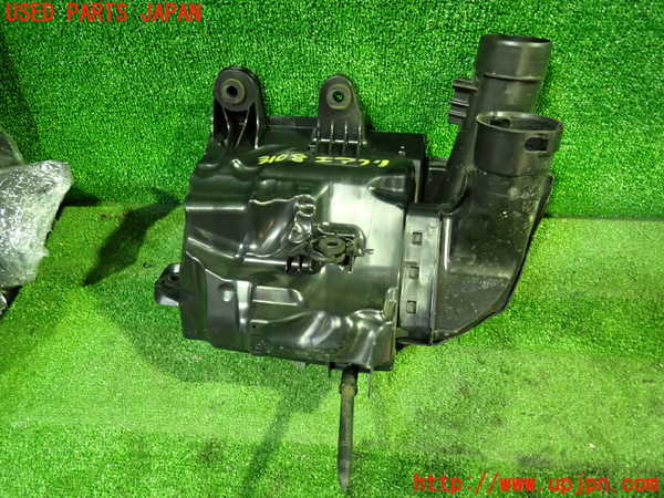 1UPJ-9231082560]プジョー・RIFTER(リフター) エアクリーナーボックス 中古_2