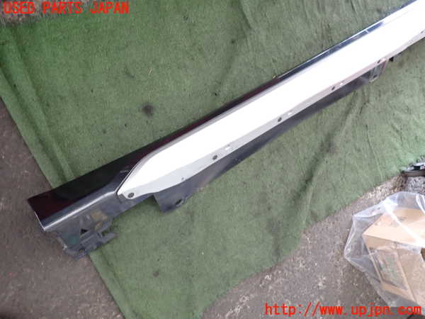 2UPJ-9231091392]BMW X1(52EE20)左サイドステップ 中古 (U11)_2