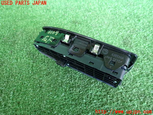 2UPJ-9231096240]BMW X1(52EE20)右前パワーウィンドウスイッチ 中古 (U11)_2