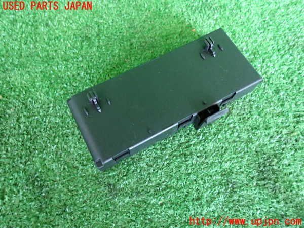 2UPJ-9231096150]BMW X1(52EE20)コンピューター5 (5A74B11) 中古 (U11)_2