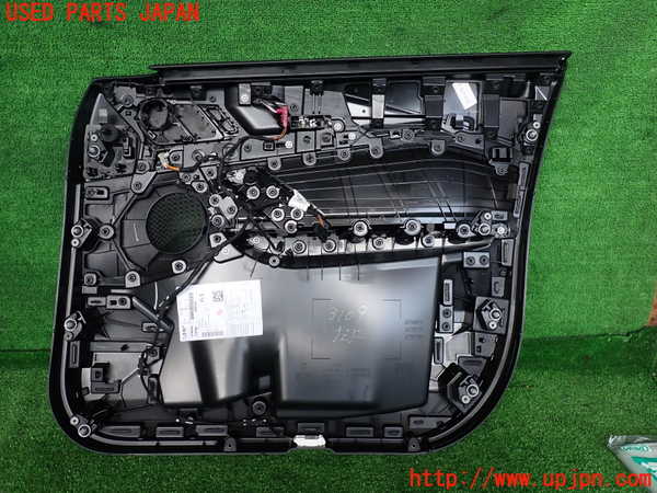 2UPJ-9231091264]BMW X1(52EE20)左前ドア内張り 中古 (U11)_3