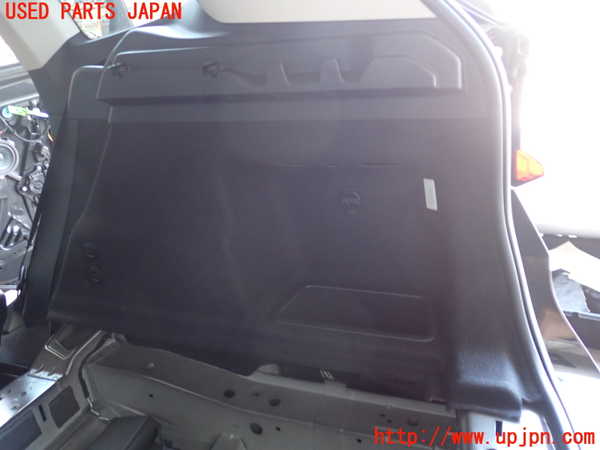 2UPJ-9231097675]BMW X1(52EE20)右リアピラートリム 中古 (U11)_3