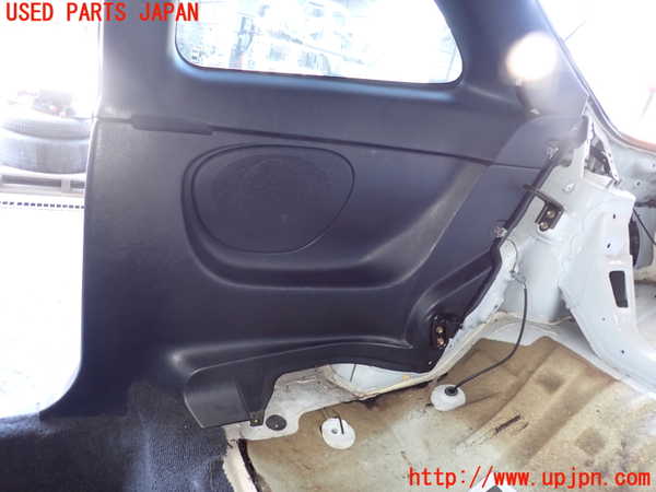 2UPJ-9231107675]セリカ GT-FOUR(ST205)右リアピラートリム 中古_3
