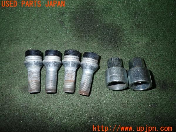 3UPJ=9231110968]BMW 420i グランクーペ Mスポーツ(4A20 F36)前期 McGard マックガード 37219 M14×P1.25 ホイールロックボルト 中古_3