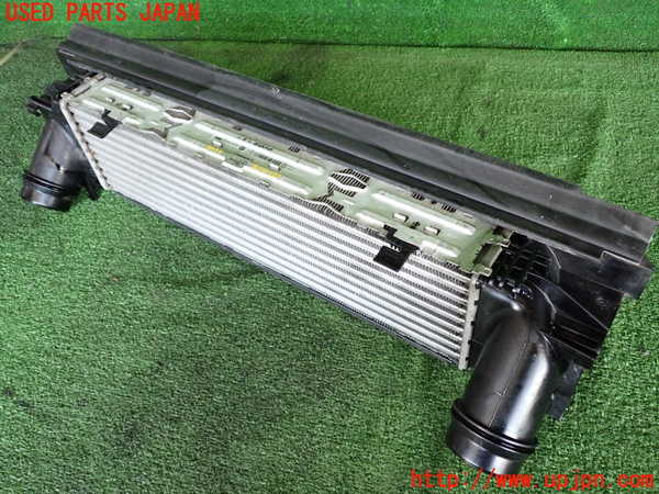 2UPJ-9231112451]BMW 420i グランクーペ(4A20)インタークーラー1 中古 F36_2
